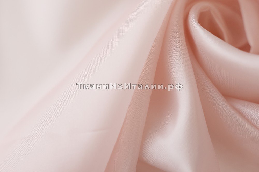ткань подкладочная ткань нежно-розового цвета, подклад купра однотонная розовая Италия
