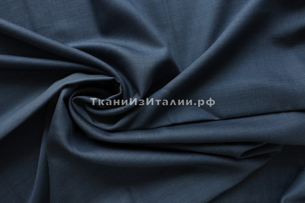 ткань шерсть пыльно-синего цвета, костюмно-плательная шерсть в клетку синяя Италия