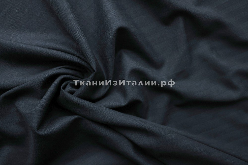ткань темно-серая шерсть в малозаметную полоску и елочку, костюмно-плательная шерсть в полоску серая Италия