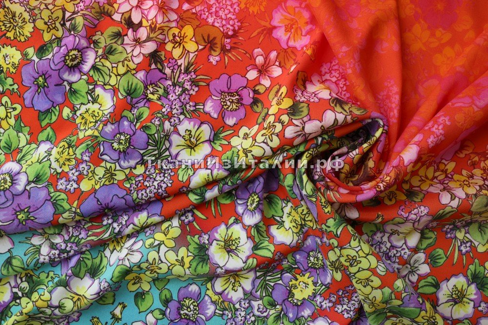 ткань шелковый сатин с эластаном с цветами, сатин шелк цветы разноцветная Италия