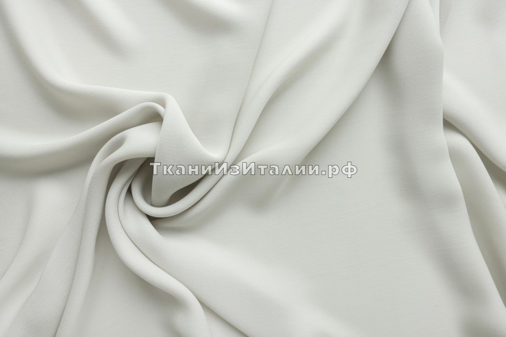 ткань шармуз бело-серого цвета, шармюз шелк однотонная серая Италия