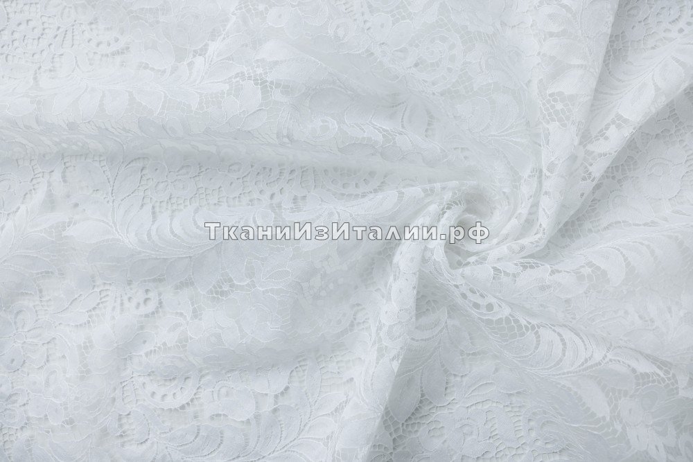 ткань белое кружево (в 2х отрезах: 3.65 м; 4.35 м) , кружево вискоза цветы белая Италия