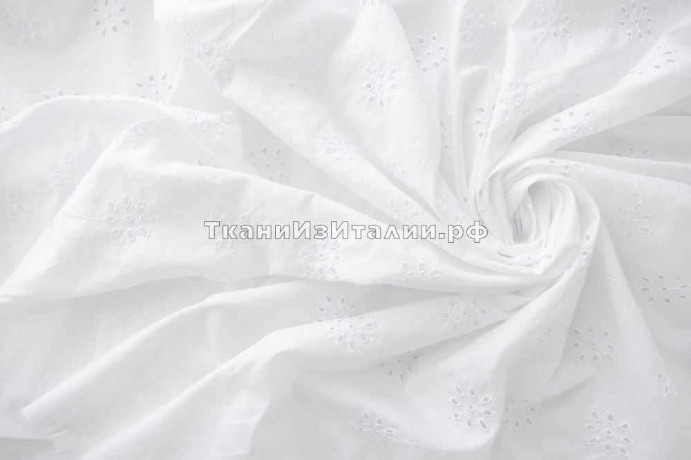 ткань белое шитье с цветами и листиками, Италия