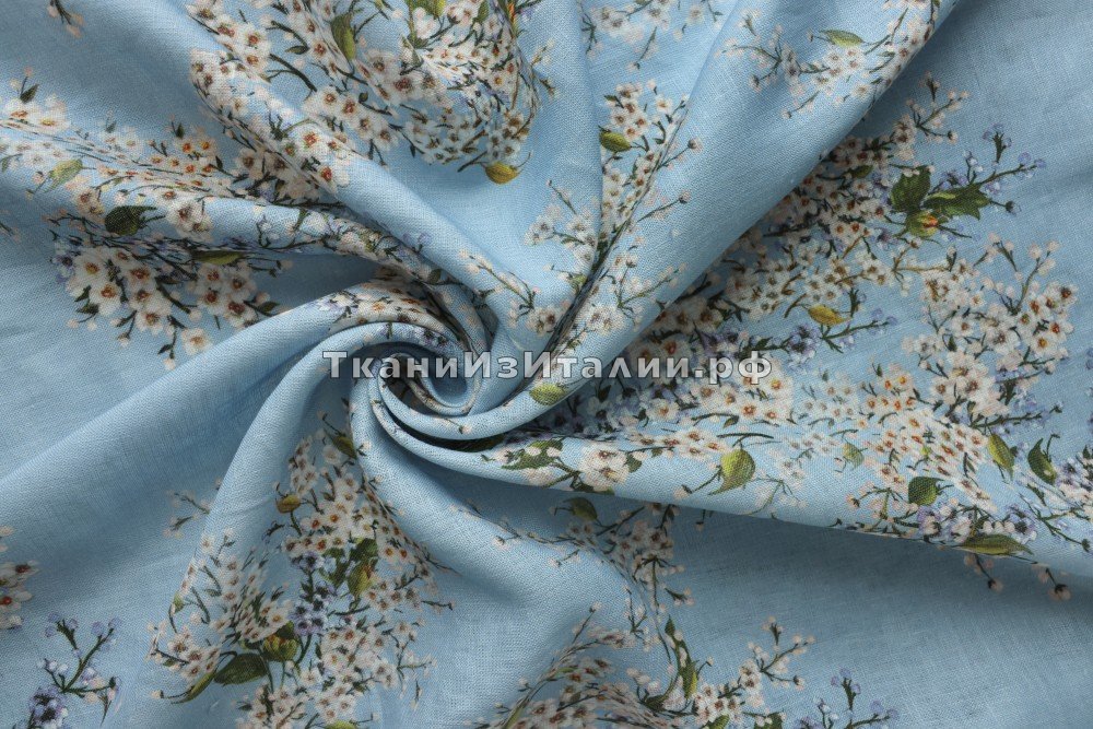 ткань голубой лен с цветами вишни, Италия
